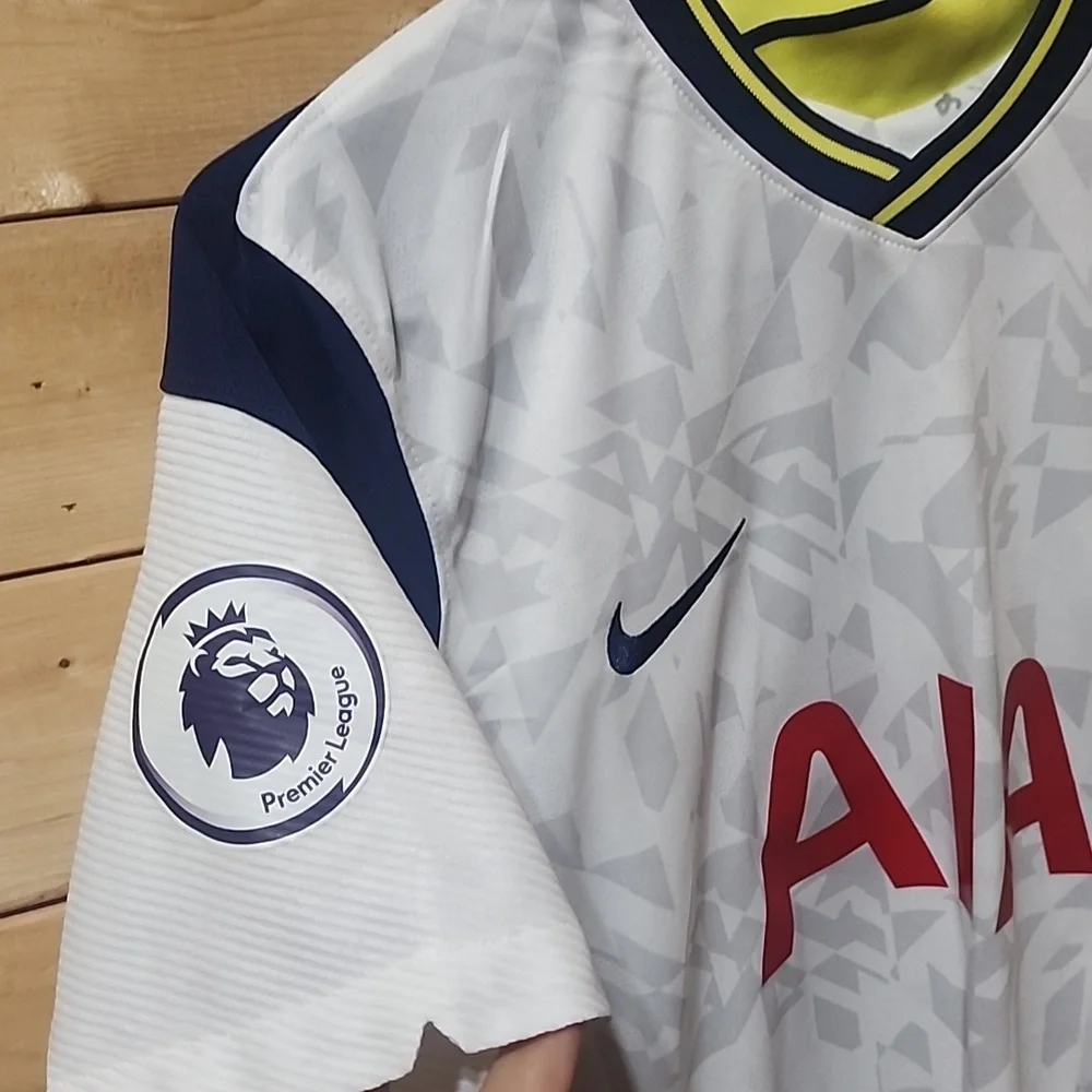 Nike HOJBJERG Hotspur Jersey Womans Size Large NWT